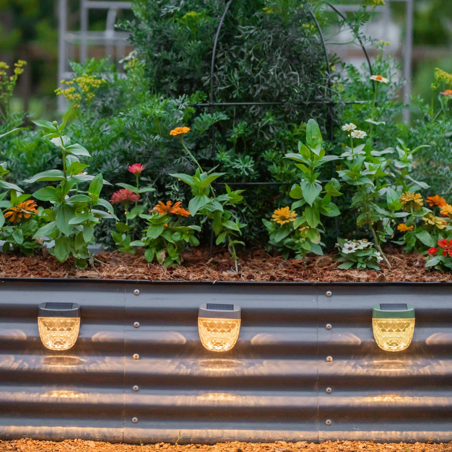 Diamond Garden Solar Light - Classic Mount