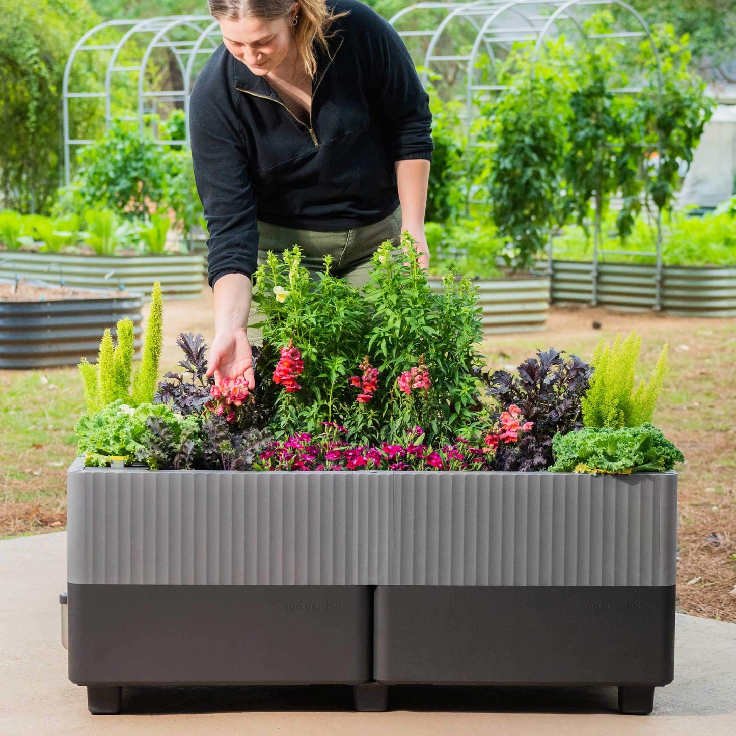 EZCube Self-Watering Planter 21" x 48"